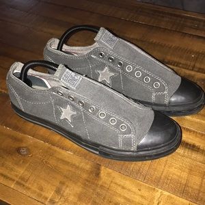 Converse sneakers sz:10 mens